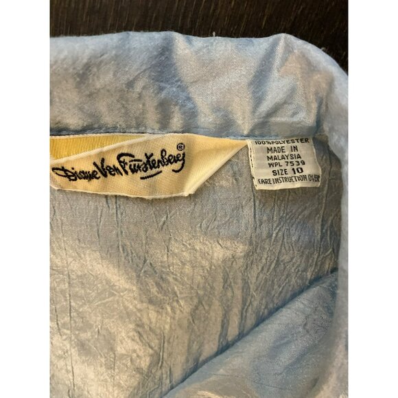 Diane Von Furstenberg Blue Crinkled Button-Up Blouse Size 10 Polyester - Picture 3 of 6